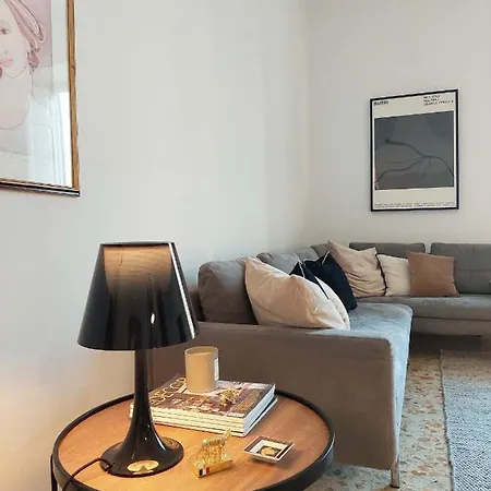 Di Charme Dal Design Prestigioso Guest house Rome