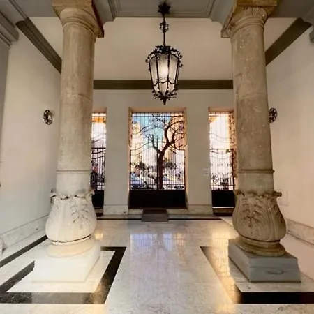 Di Charme Dal Design Prestigioso Guest house